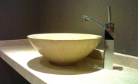 traverten mermer banyo tezgahı ve traverten mermer banyo lavabosu, mermer banyo lavabosu uygulaması, traverten tezgah ve evye , ankastre mermer banyo lavabosu